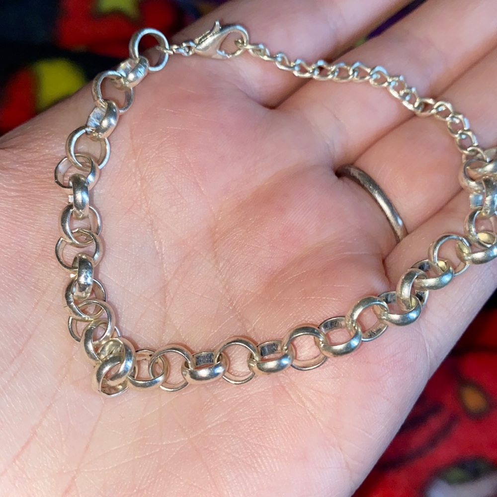 Silver chain link bracelet